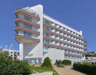 Отель "Alean Family Biarritz" / "Алеан Фэмили Биарриц"