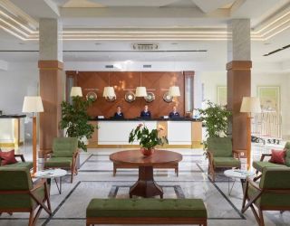 Отель "Alean Family Biarritz" / "Алеан Фэмили Биарриц"