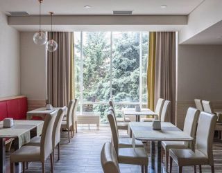 Отель "Alean Family Biarritz" / "Алеан Фэмили Биарриц"