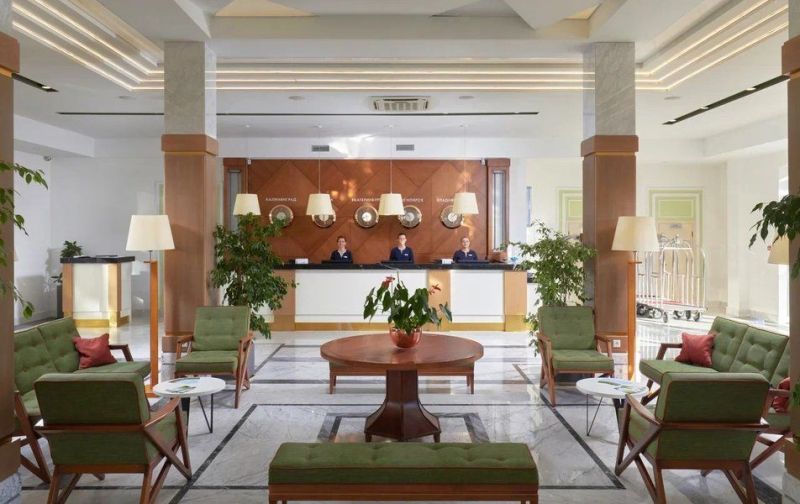 Отель "Alean Family Biarritz" / "Алеан Фэмили Биарриц"