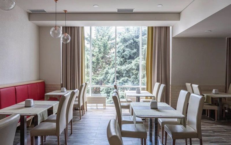 Отель "Alean Family Biarritz" / "Алеан Фэмили Биарриц"